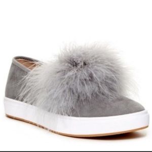 Steve Madden | Gray Emily Pom Pom feather Sneakers 7.5